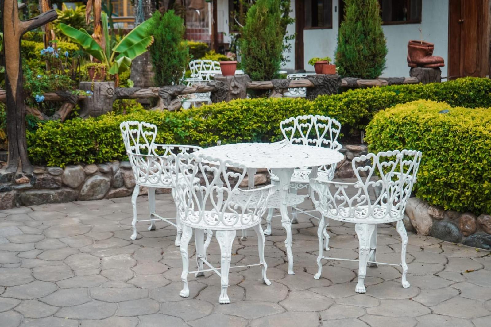 Hostal Jardin Escondido Vilcabamba Exterior photo