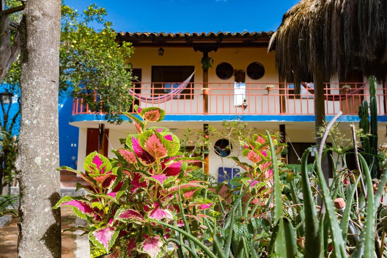 Hostal Jardin Escondido Vilcabamba Exterior photo